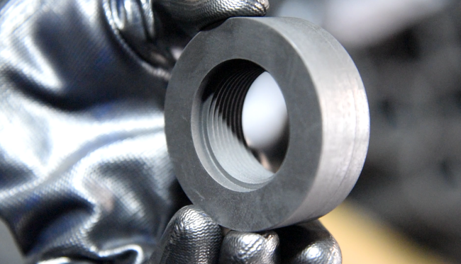 石墨异形件定制加工操作指南