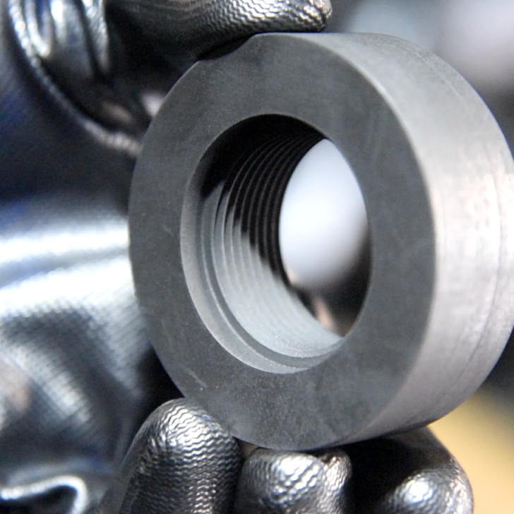 石墨异形件定制加工操作指南