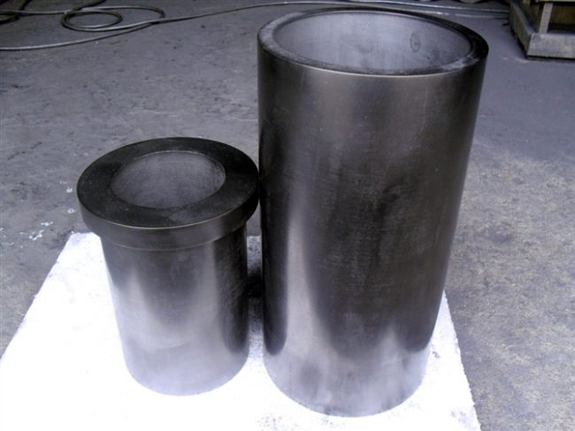 如何区分纯石墨机加工坩埚与压制成型一体化石墨坩埚