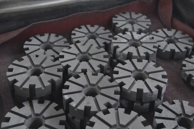 石墨转子在铝合金除气工艺中的应用与技术发展