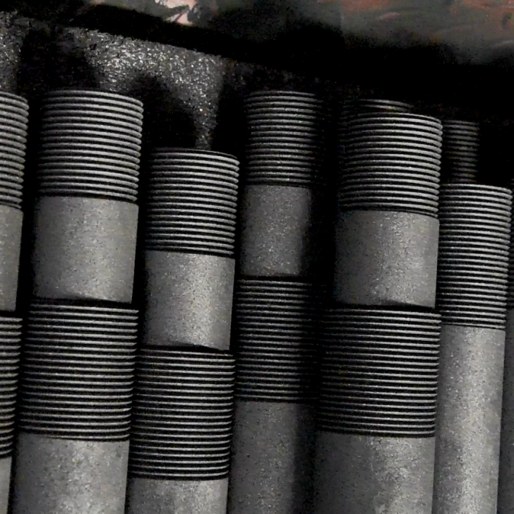 信瑞达石墨棒：特性、应用与生产工艺全解析