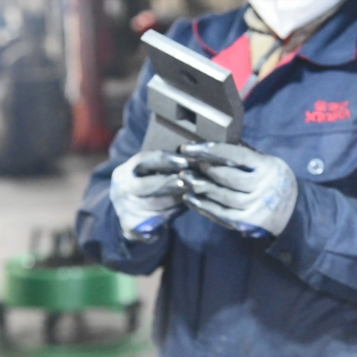 真空炉行业用石墨件的核心应用与技术解析